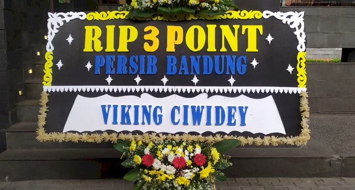 Persib Dapat Karangan Bunga dari Bobotoh, Seperti Ini Pesannya